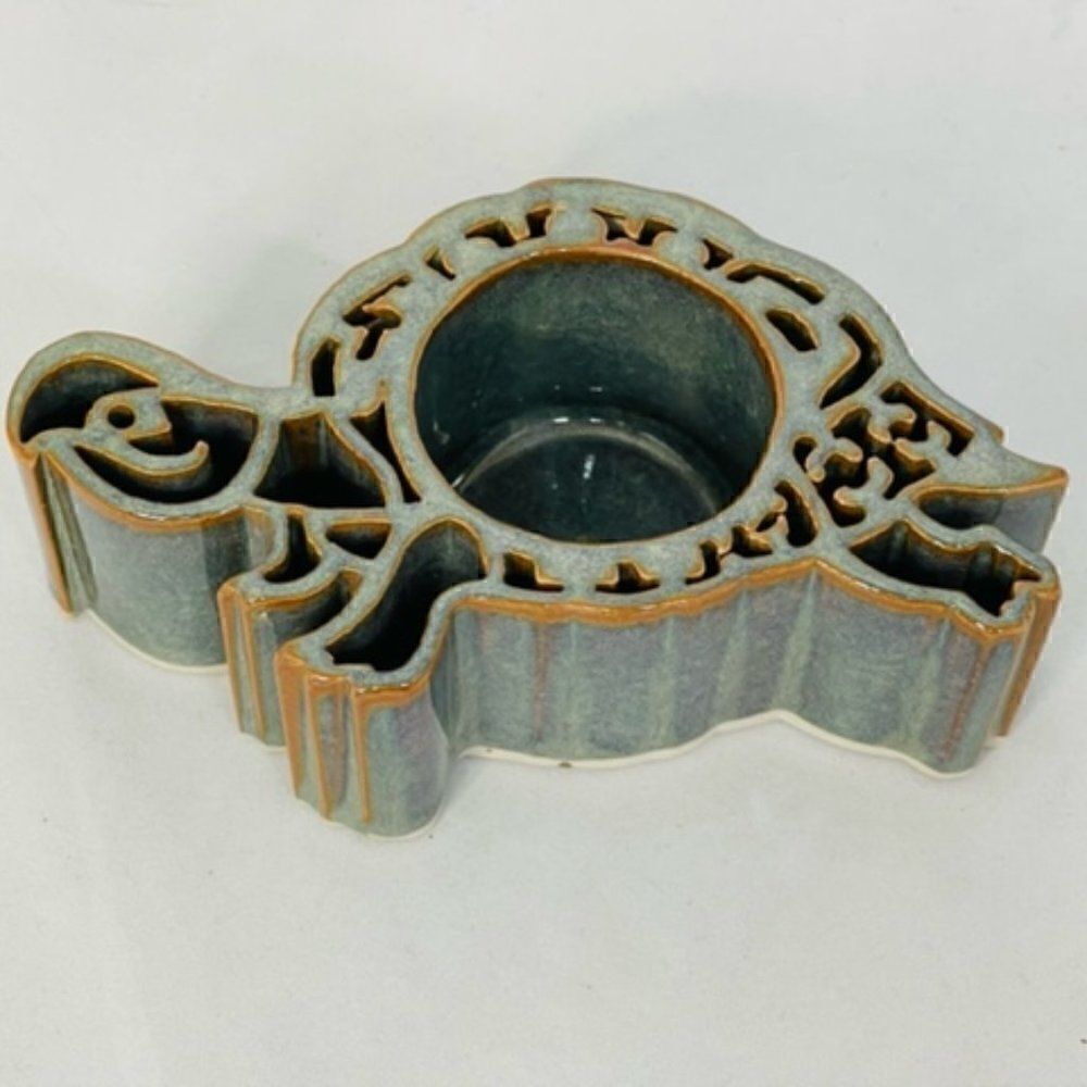 BAY POTTERY Candle Pots Turtle Votive Tea Light Holder Excellent unused conditio